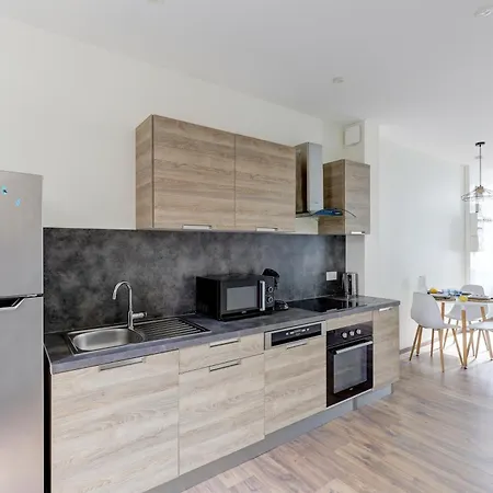 Le Cocon Bleu - Bel Appt Pour 6 En Centre-ville